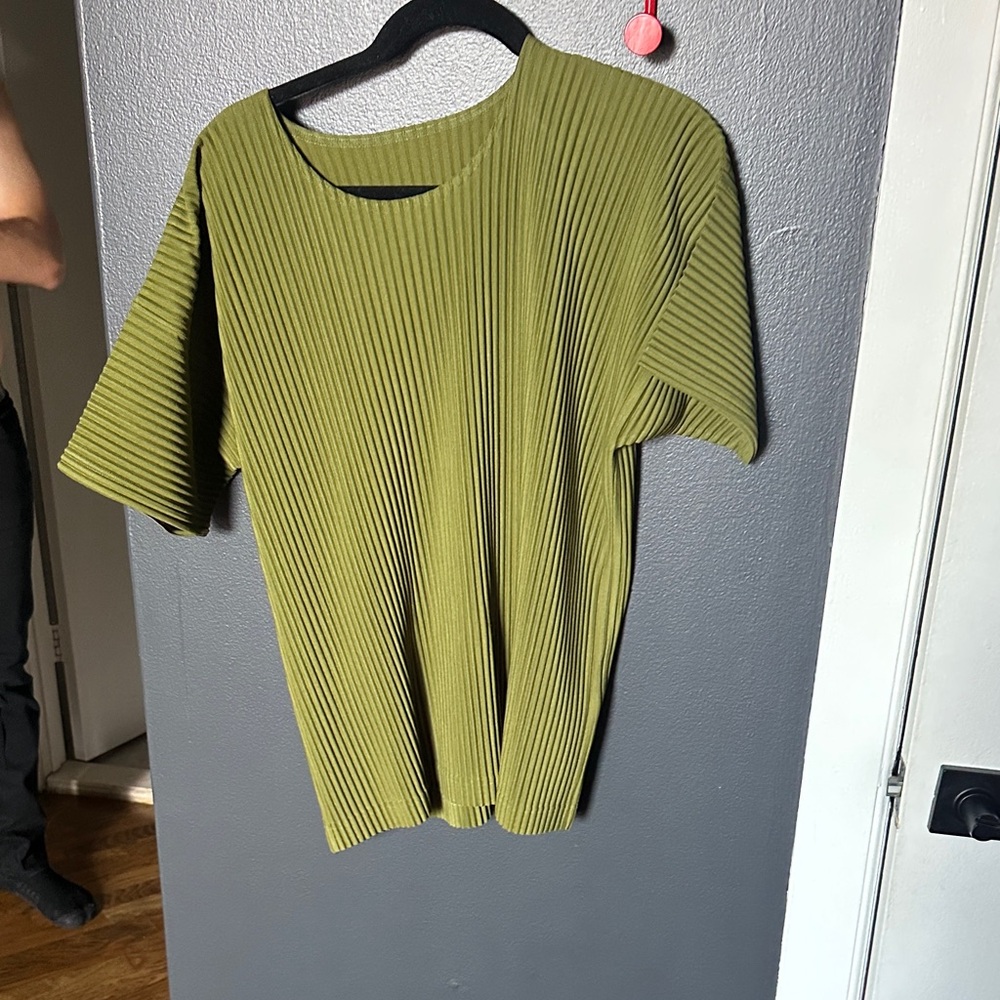 Issey Miyake homme plisse Green Ribbed Short Sleeve Top one size unisex